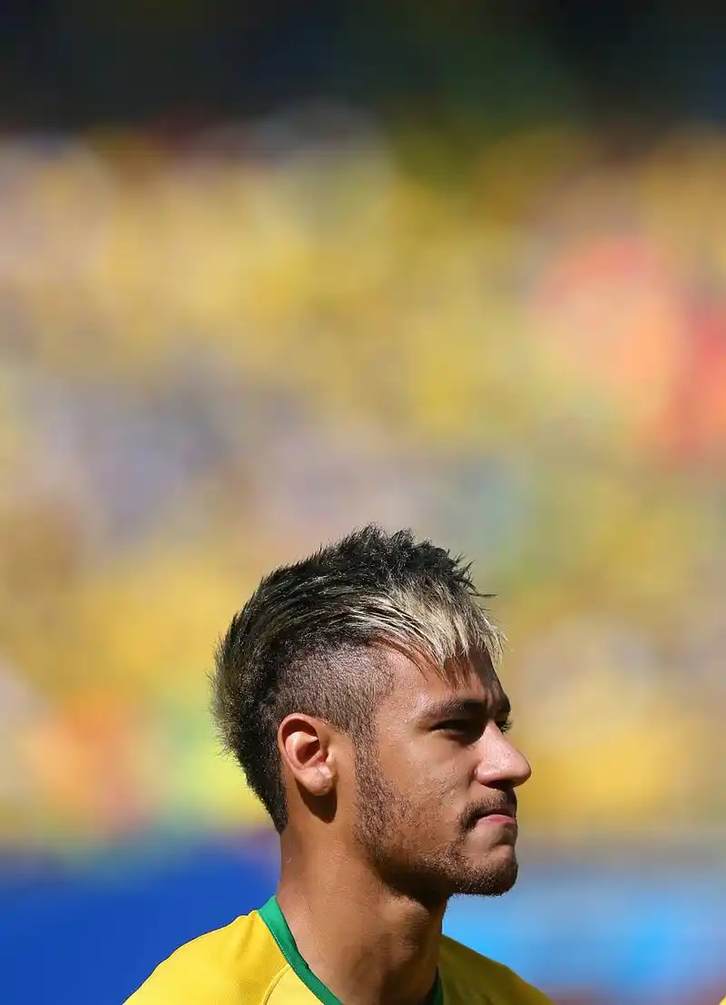 谷爱凌时隔五年再夺坡面障碍技巧世界杯冠军.