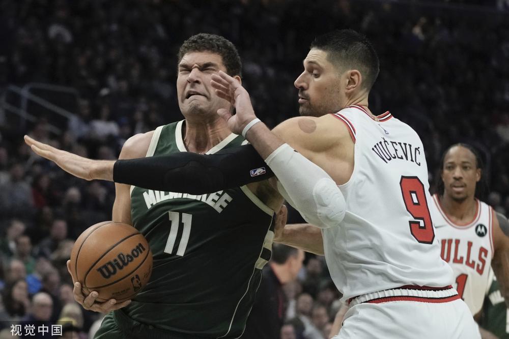 德媒：拜仁不会支付签字费，也不会改善1500万欧的续约报价.